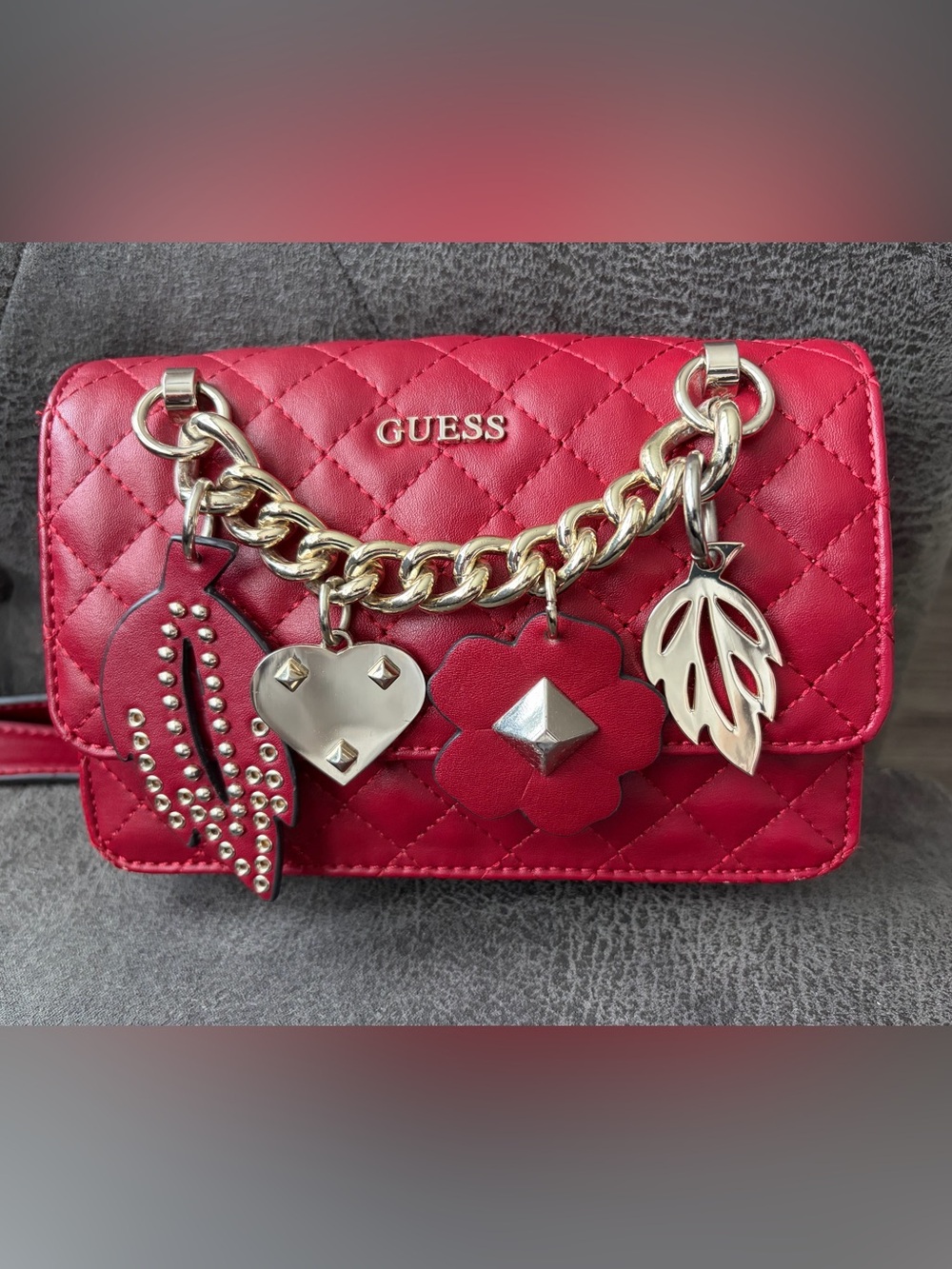 GUESS Stassie Chain Crossbody Bah